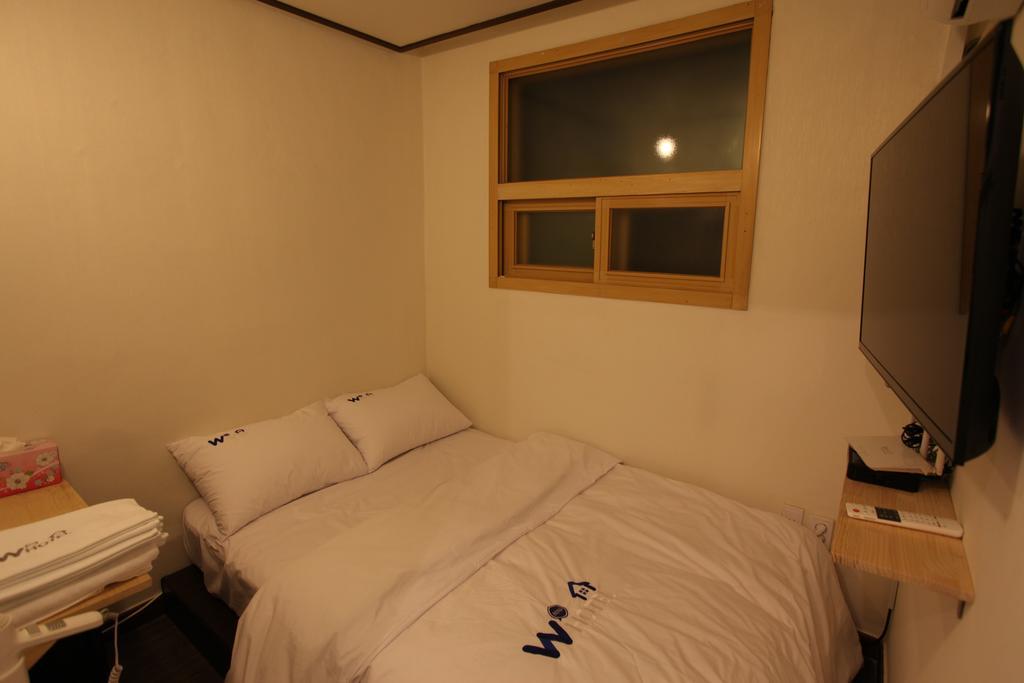 W Mini Hotel Dongdaemoon Szöul Kültér fotó