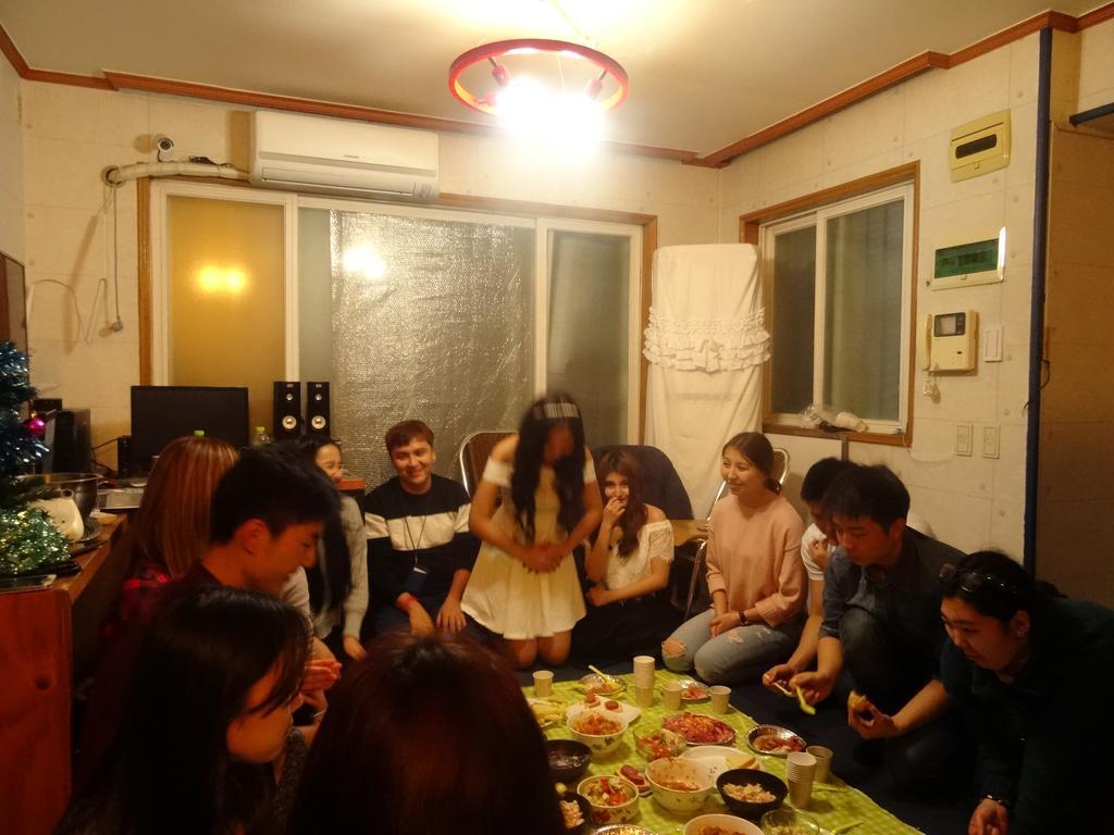 W Mini Hotel Dongdaemoon Szöul Kültér fotó