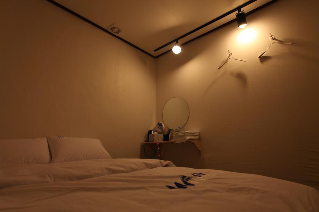 W Mini Hotel Dongdaemoon Szöul Kültér fotó