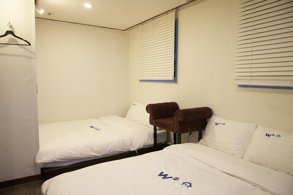 W Mini Hotel Dongdaemoon Szöul Kültér fotó