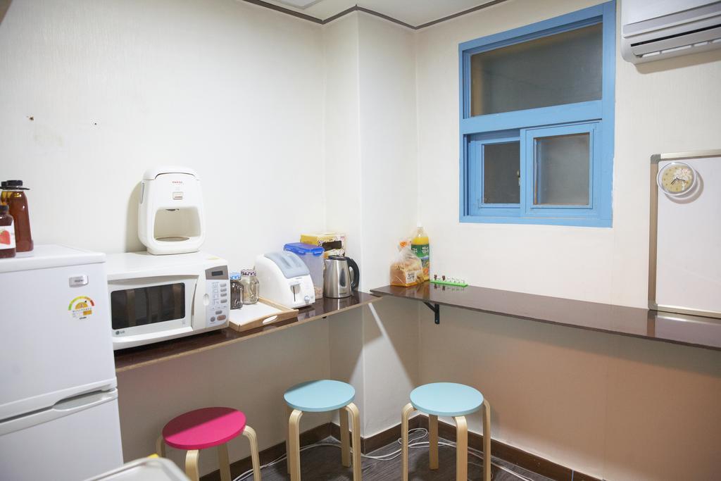W Mini Hotel Dongdaemoon Szöul Kültér fotó