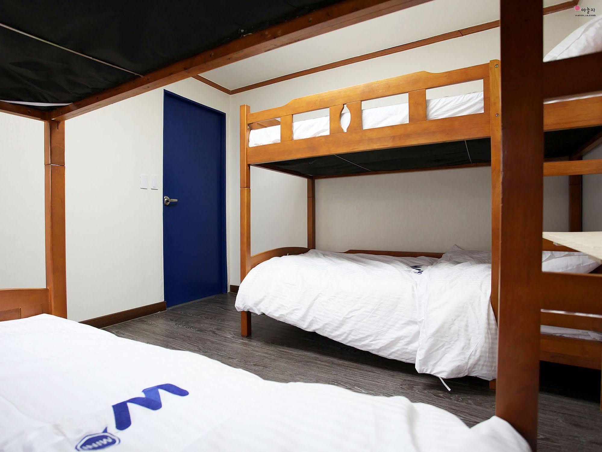 W Mini Hotel Dongdaemoon Szöul Kültér fotó